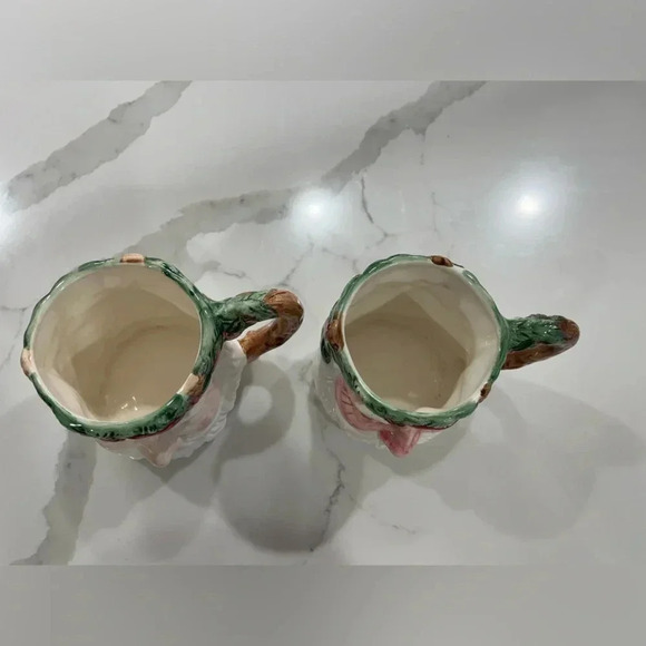 Vintage Nantucket Santa Claus Christmas Mugs – Hand Painted – Set of 2 - Picture 5 of 16